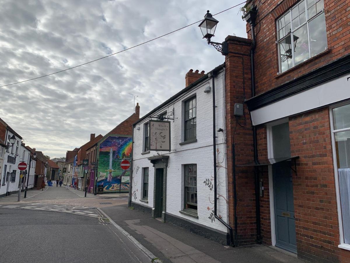 Glastonbury Secret Retreat - 1 Bd Split-Level Apt, Sleeps 3 외부 사진