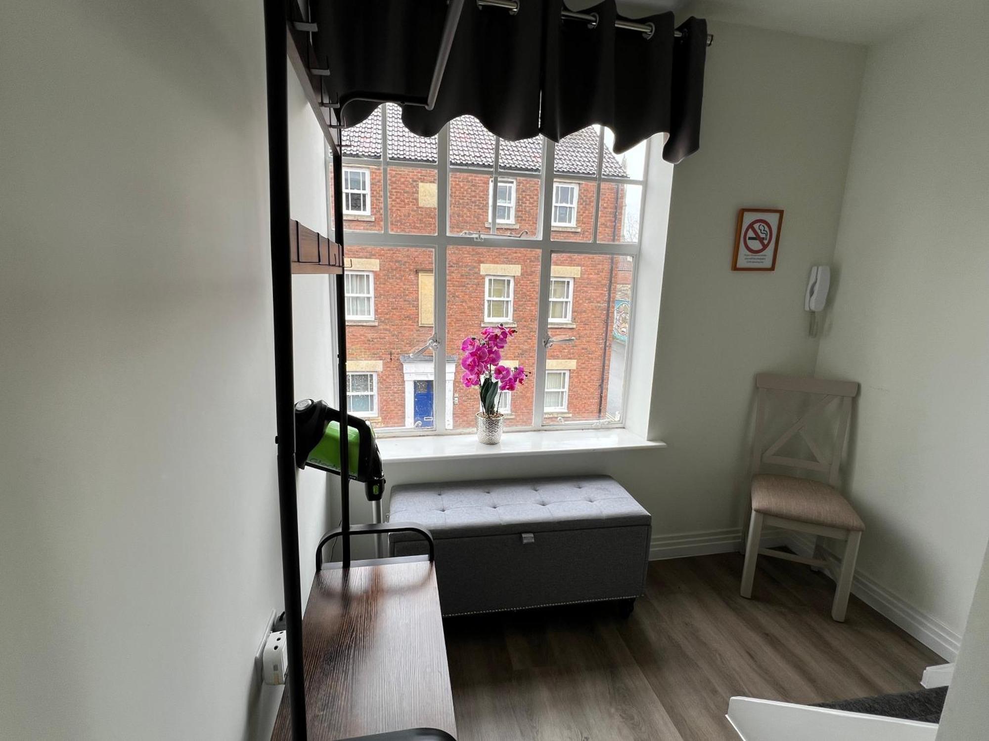 Glastonbury Secret Retreat - 1 Bd Split-Level Apt, Sleeps 3 외부 사진